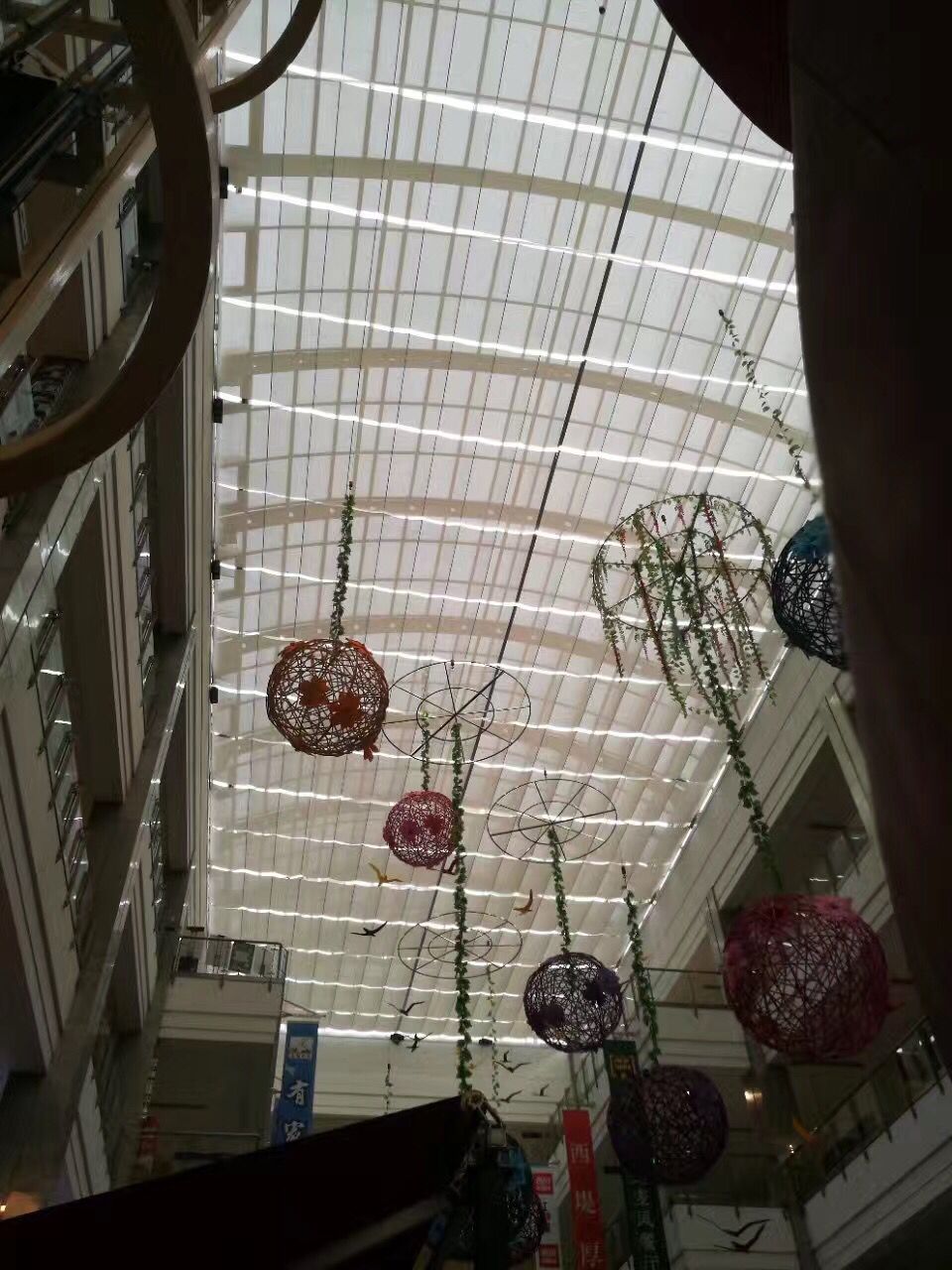 電動(dòng)廣告掛鉤